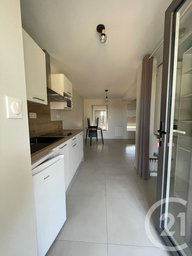 Appartement Studio à louer MARTIGNE FERCHAUD