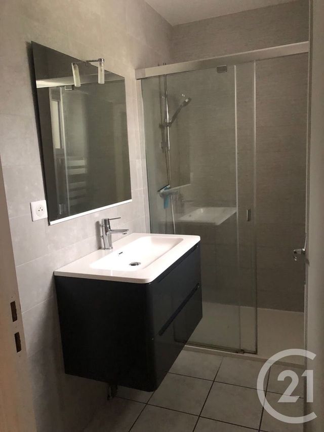 Maison &agrave; louer - 4 pi&egrave;ces - 92 m2 - Chateaubriant - 44 - PAYS-DE-LOIRE