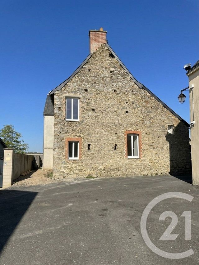 Appartement &agrave; louer - 3 pi&egrave;ces - 80 m2 - Segre En Anjou Bleu - 49 - PAYS-DE-LOIRE