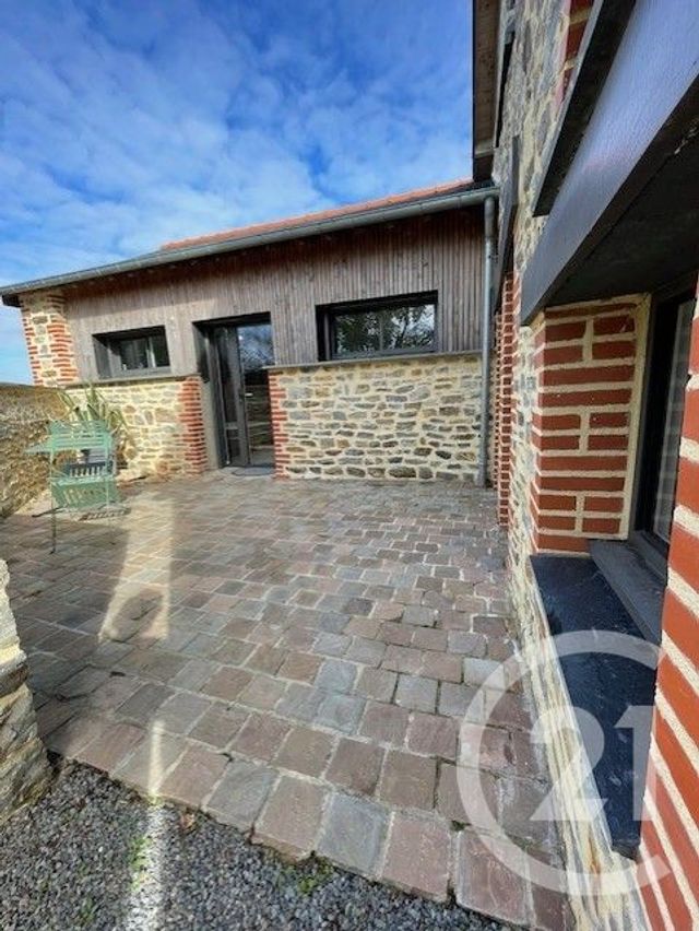 Appartement Studio &agrave; louer - 1 pi&egrave;ce - 38,07 m2 - Martigne Ferchaud - 35 - BRETAGNE