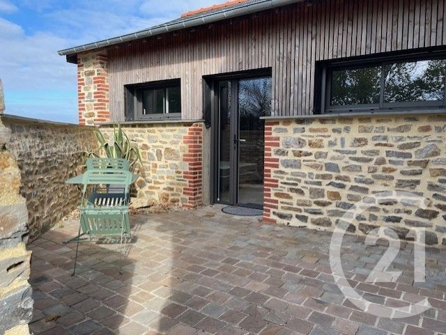 Appartement Studio &agrave; louer - 1 pi&egrave;ce - 38,07 m2 - Martigne Ferchaud - 35 - BRETAGNE