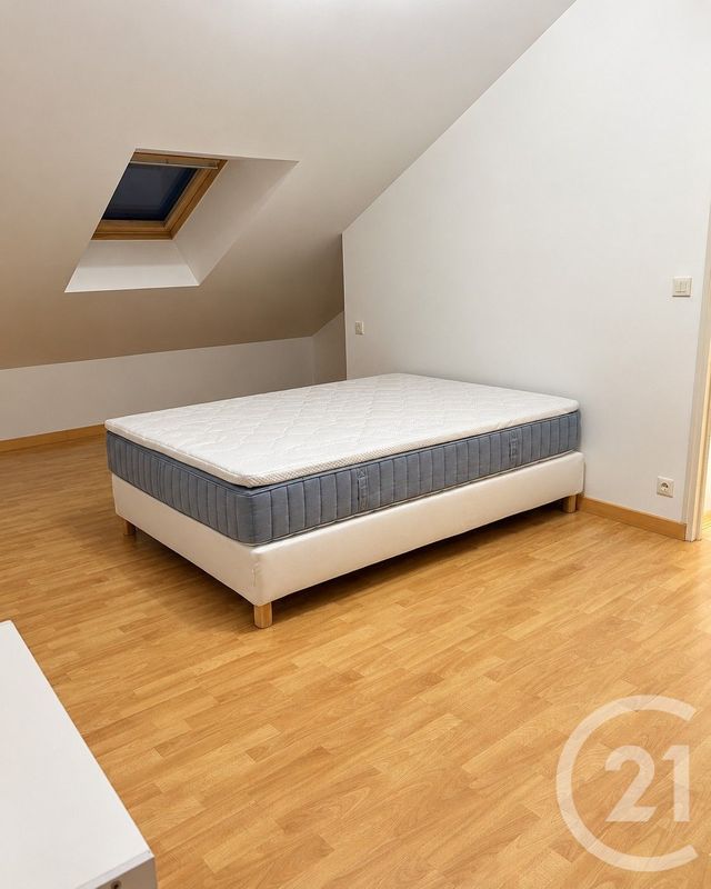 Appartement T2 &agrave; louer - 3 pi&egrave;ces - 74,97 m2 - Chateaubriant - 44 - PAYS-DE-LOIRE