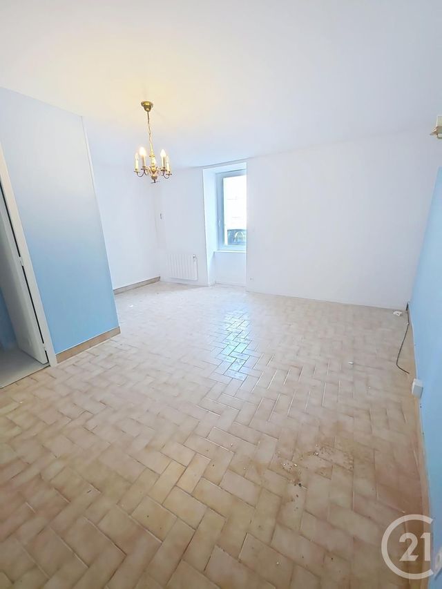 Appartement Studio &agrave; louer - 1 pi&egrave;ce - 31 m2 - Chateaubriant - 44 - PAYS-DE-LOIRE