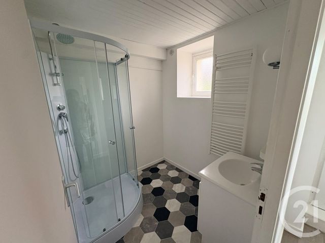 Maison &agrave; louer - 4 pi&egrave;ces - 65 m2 - Ombree D Anjou - 49 - PAYS-DE-LOIRE