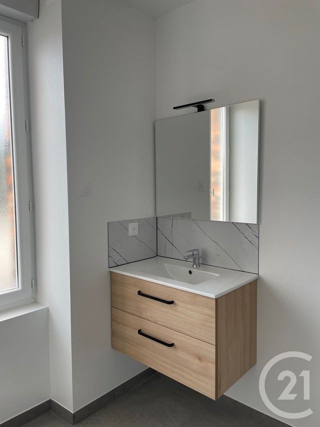 Maison &agrave; louer - 3 pi&egrave;ces - 66,12 m2 - Isse - 44 - PAYS-DE-LOIRE
