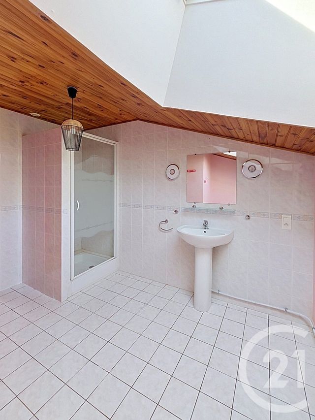 Maison &agrave; vendre - 10 pi&egrave;ces - 205 m2 - Montrevault Sur Evre - 49 - PAYS-DE-LOIRE