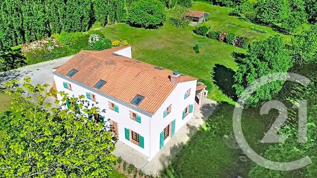 Maison &agrave; vendre - 10 pi&egrave;ces - 205 m2 - Montrevault Sur Evre - 49 - PAYS-DE-LOIRE