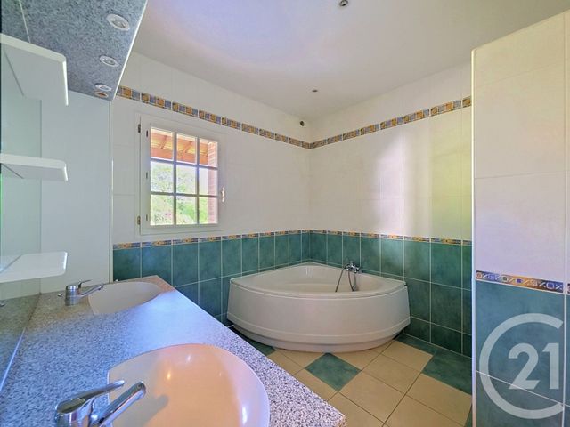 Maison &agrave; vendre - 10 pi&egrave;ces - 205 m2 - Montrevault Sur Evre - 49 - PAYS-DE-LOIRE