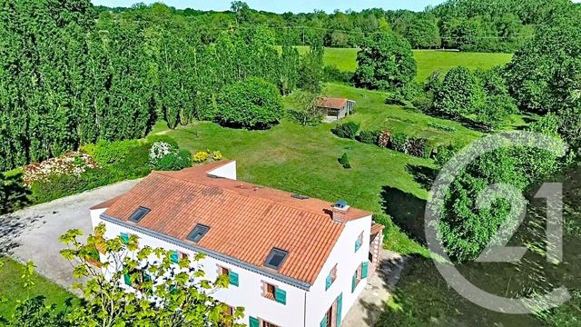 Maison &agrave; vendre - 10 pi&egrave;ces - 205 m2 - Montrevault Sur Evre - 49 - PAYS-DE-LOIRE