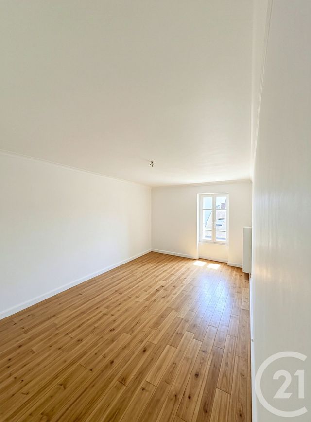 Appartement &agrave; vendre - 7 pi&egrave;ces - 151,58 m2 - Riaille - 44 - PAYS-DE-LOIRE