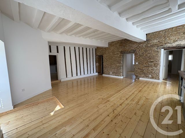 Appartement &agrave; louer - 3 pi&egrave;ces - 80 m2 - Segre En Anjou Bleu - 49 - PAYS-DE-LOIRE